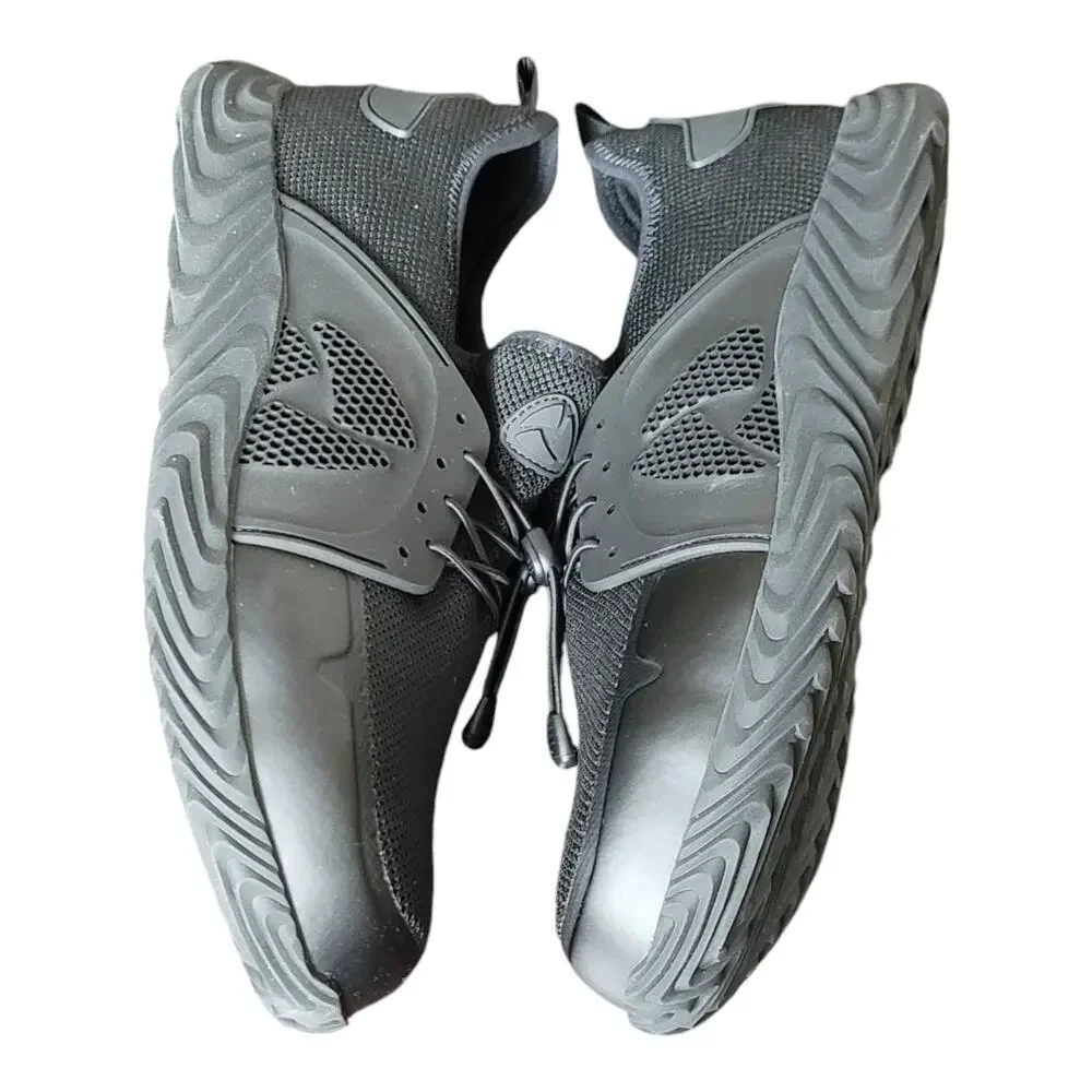 *NIOB*‎ Steel Toe The Invincible Shoe Defender 2.0 Men Size 10